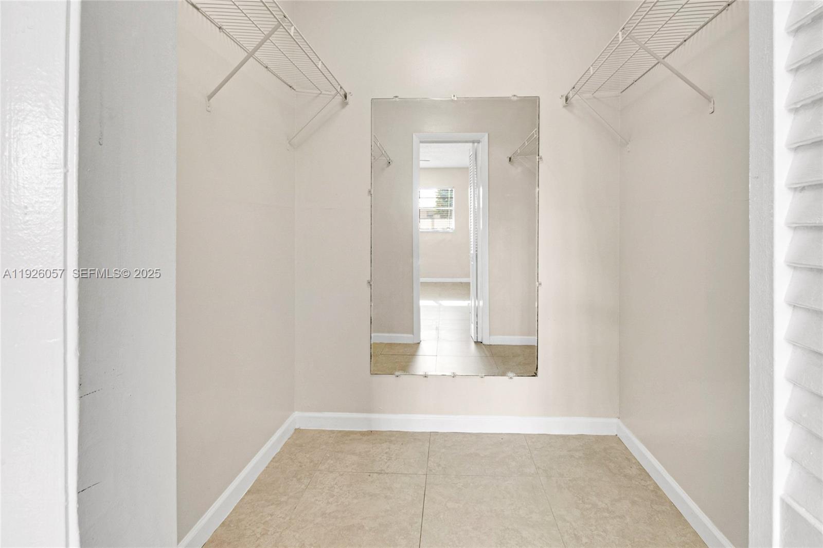 MARGATE VILLAGE PHASE I C - Residential Lease