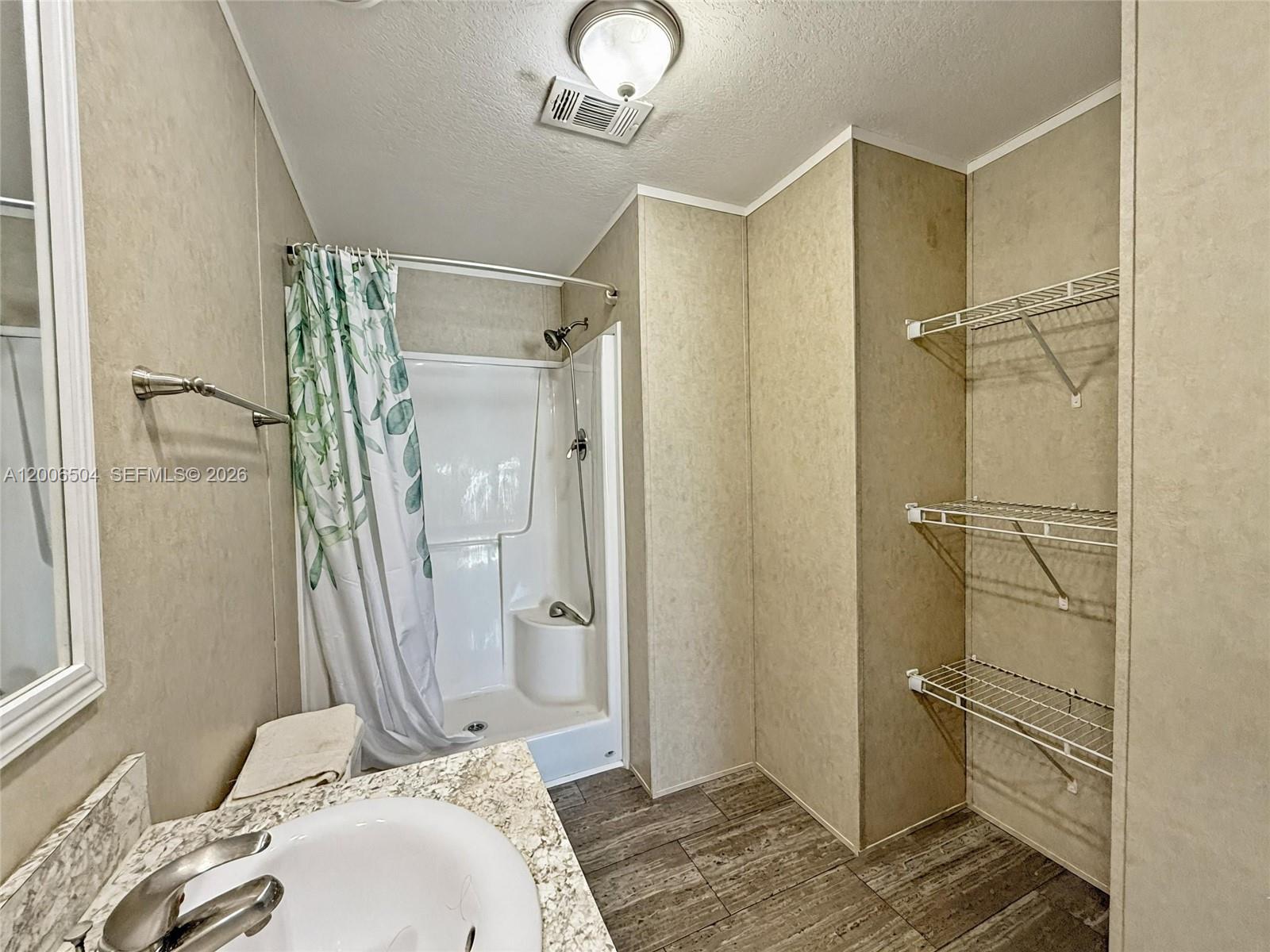 Palm Gardens - Residential