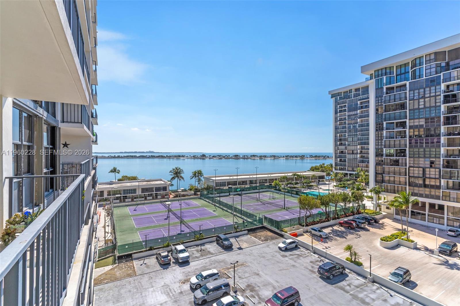 BRICKELL PLACE CONDO - Residential Lease