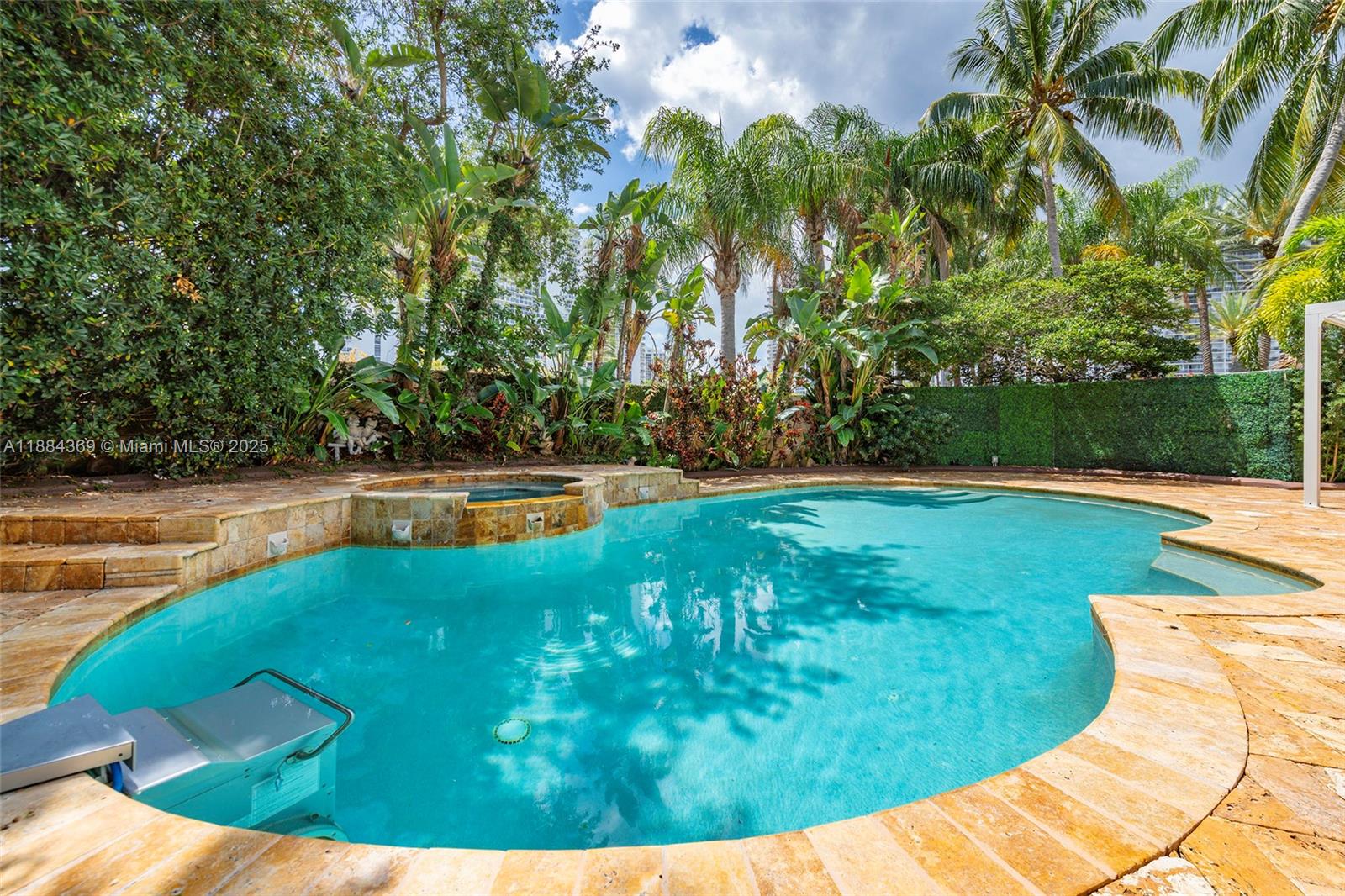 ISLAND WAY ADDN - Residential Lease