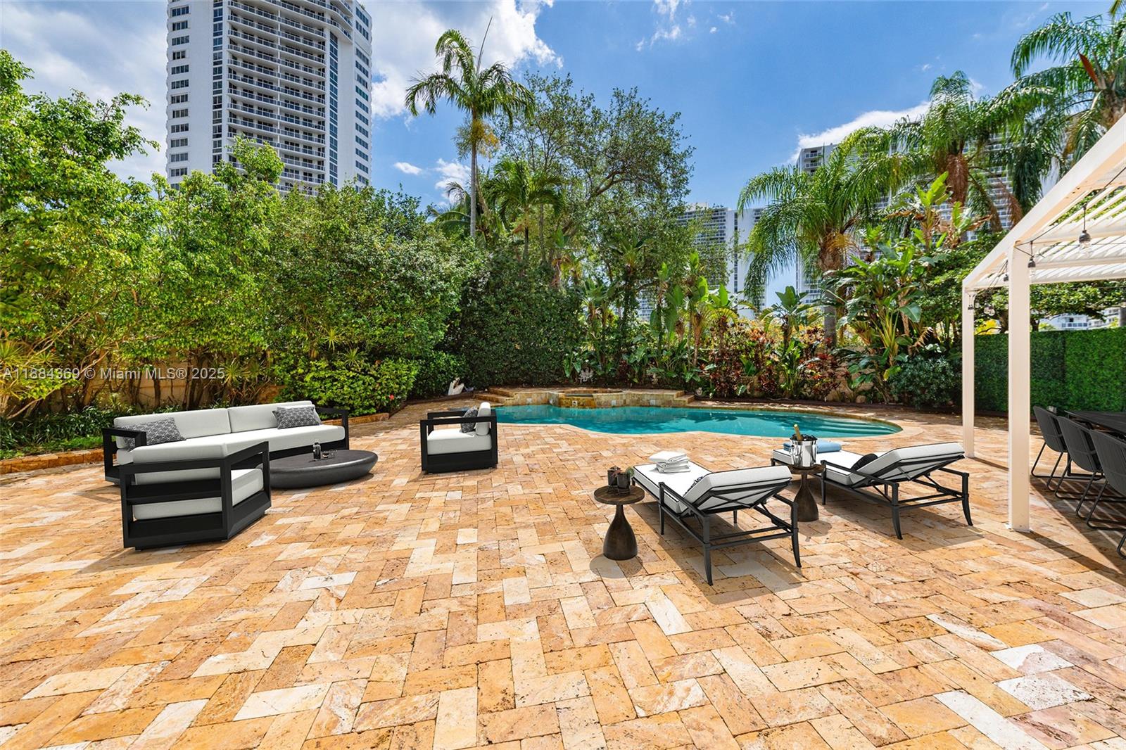 ISLAND WAY ADDN - Residential Lease