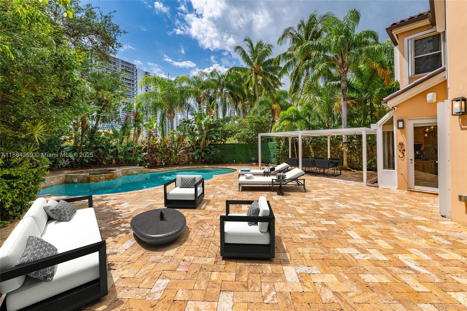 ISLAND WAY ADDN - Residential Lease