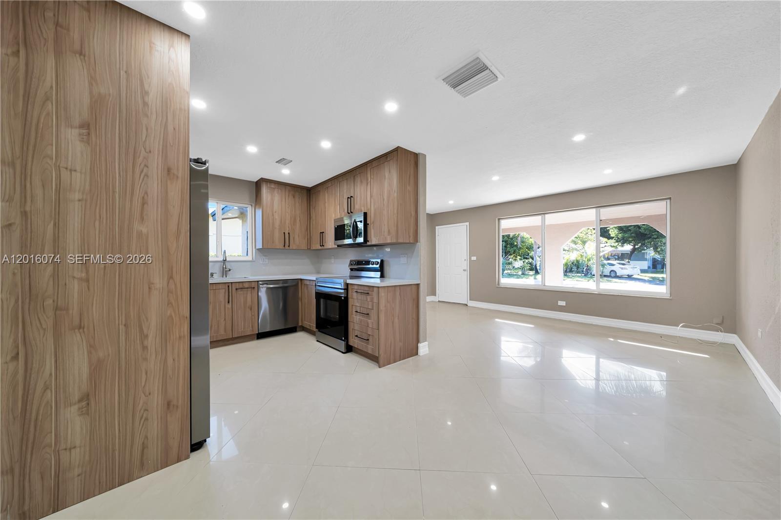 MIRAMAR SEC 6 - Residential