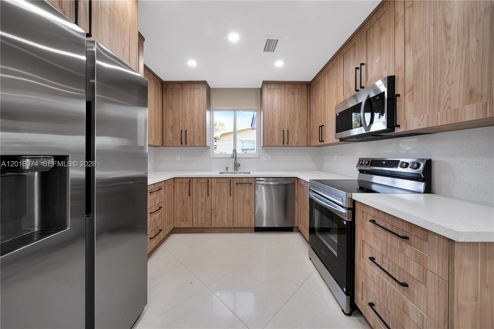 MIRAMAR SEC 6 - Residential
