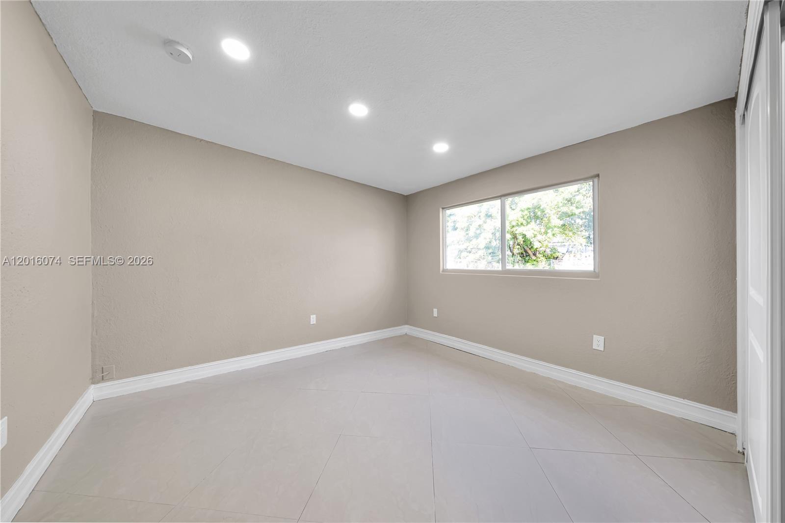 MIRAMAR SEC 6 - Residential