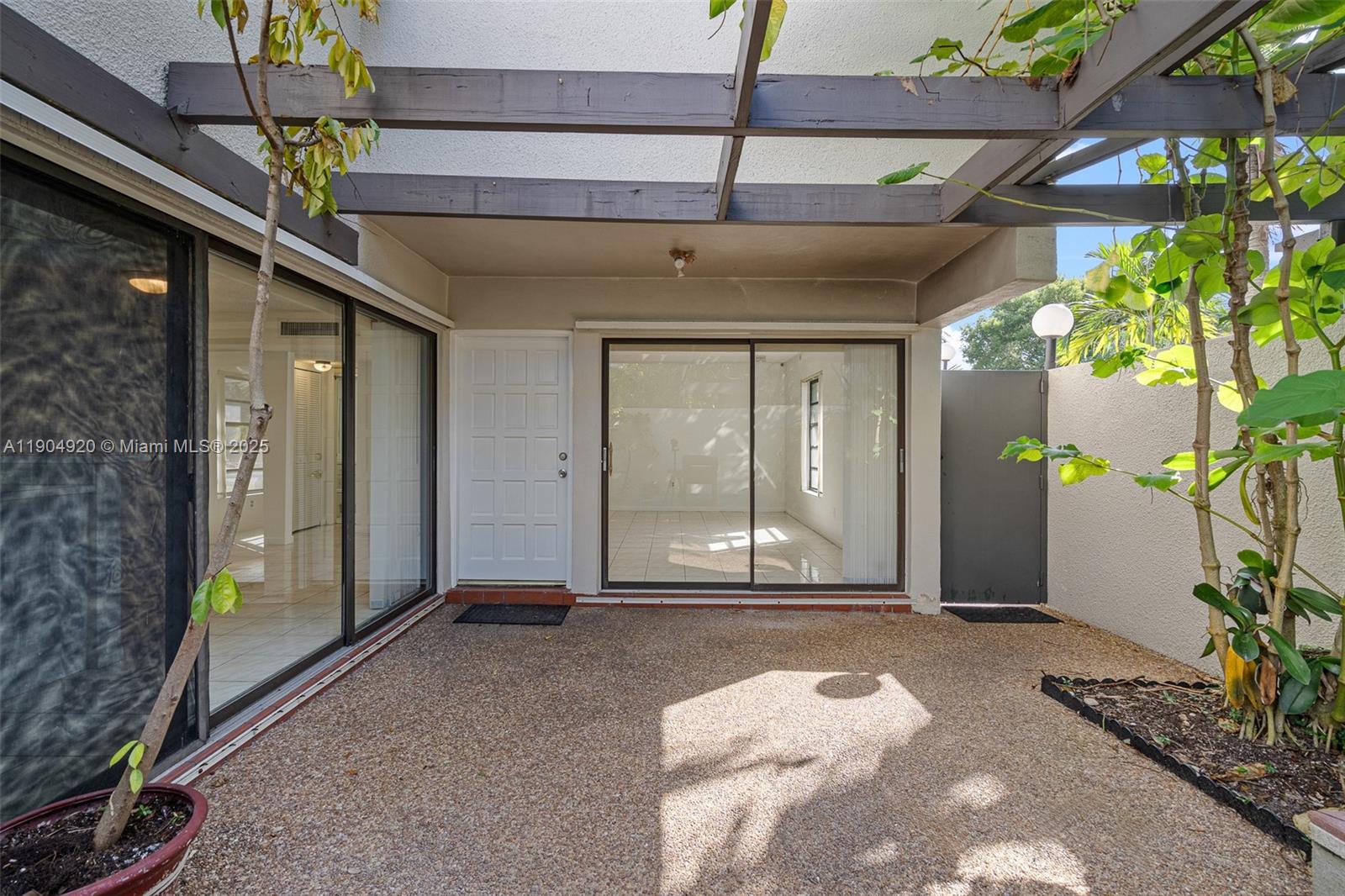 OASIS CONDO NO 3 - Residential Lease