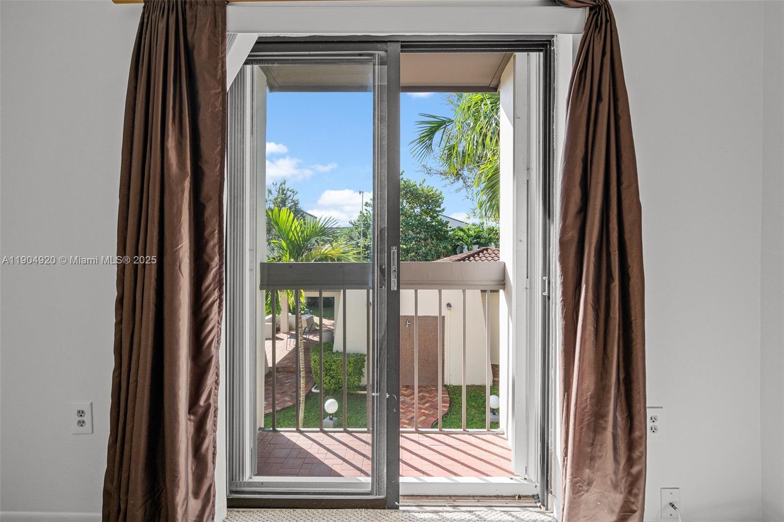 OASIS CONDO NO 3 - Residential Lease