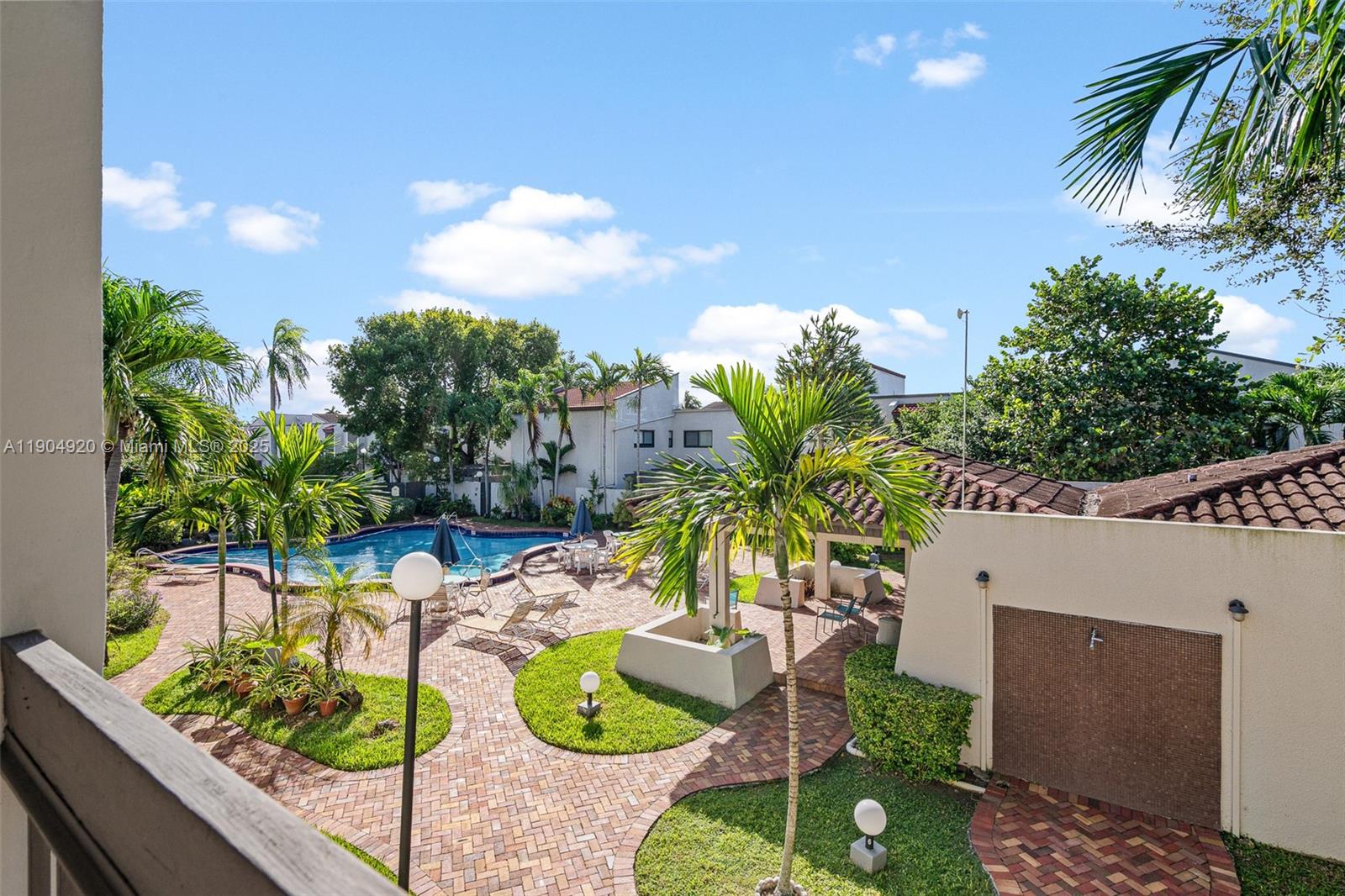 OASIS CONDO NO 3 - Residential Lease