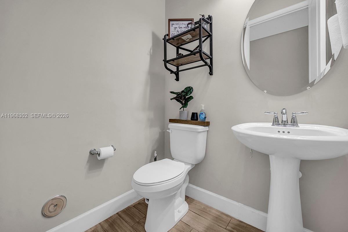 GROVES OF WESTLAKE - Residential