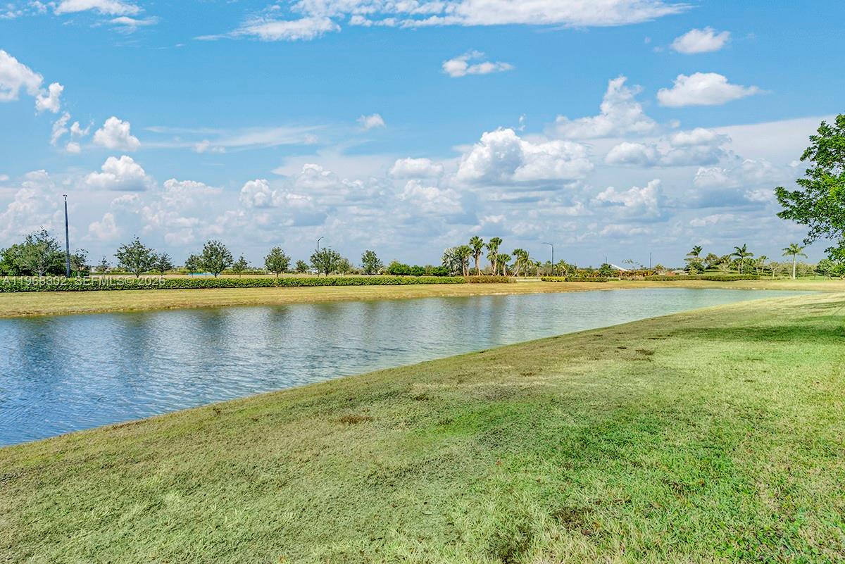 GROVES OF WESTLAKE - Residential