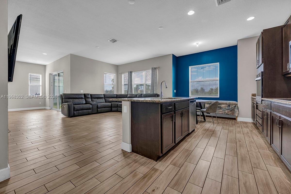 GROVES OF WESTLAKE - Residential