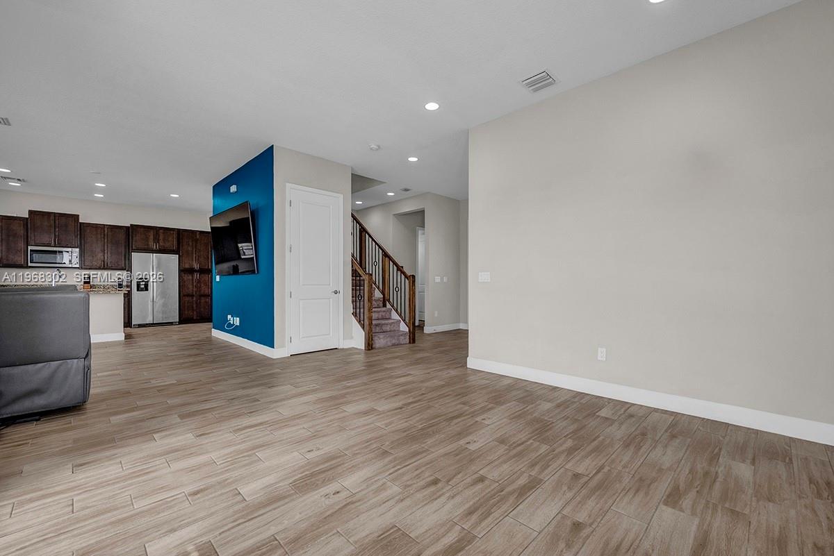 GROVES OF WESTLAKE - Residential