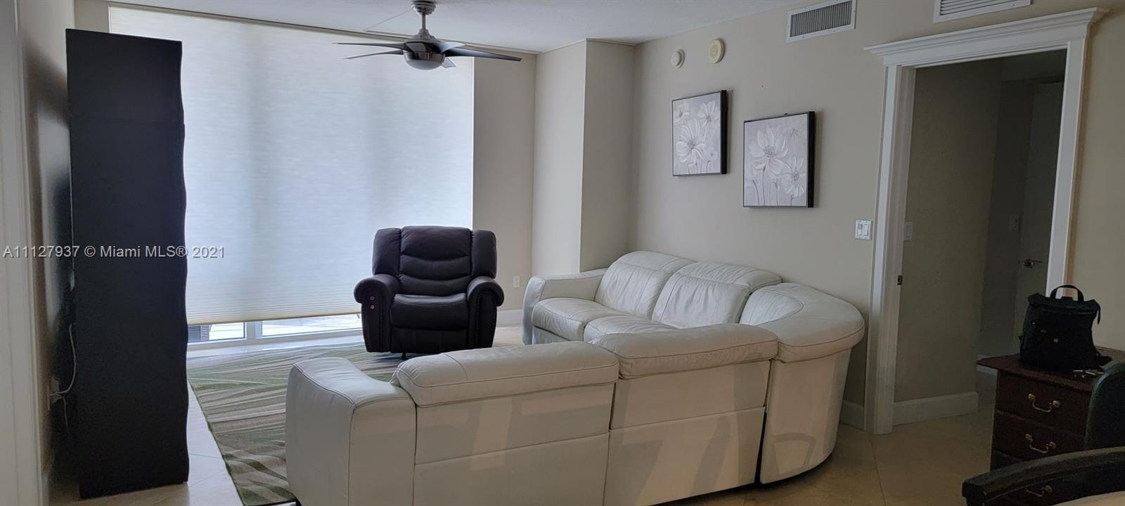 BEACH CLUB CONDO - Residential Lease