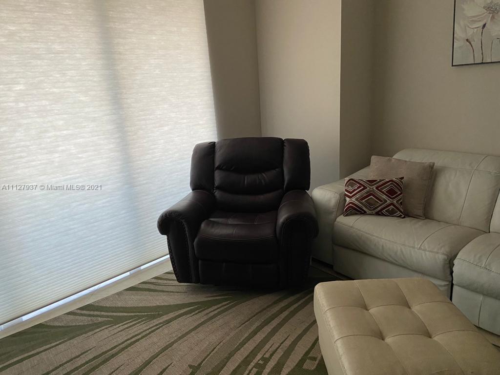 BEACH CLUB CONDO - Residential Lease