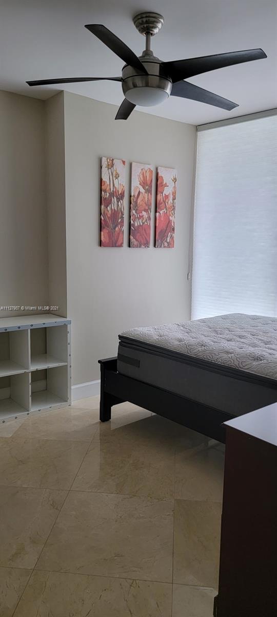 BEACH CLUB CONDO - Residential Lease