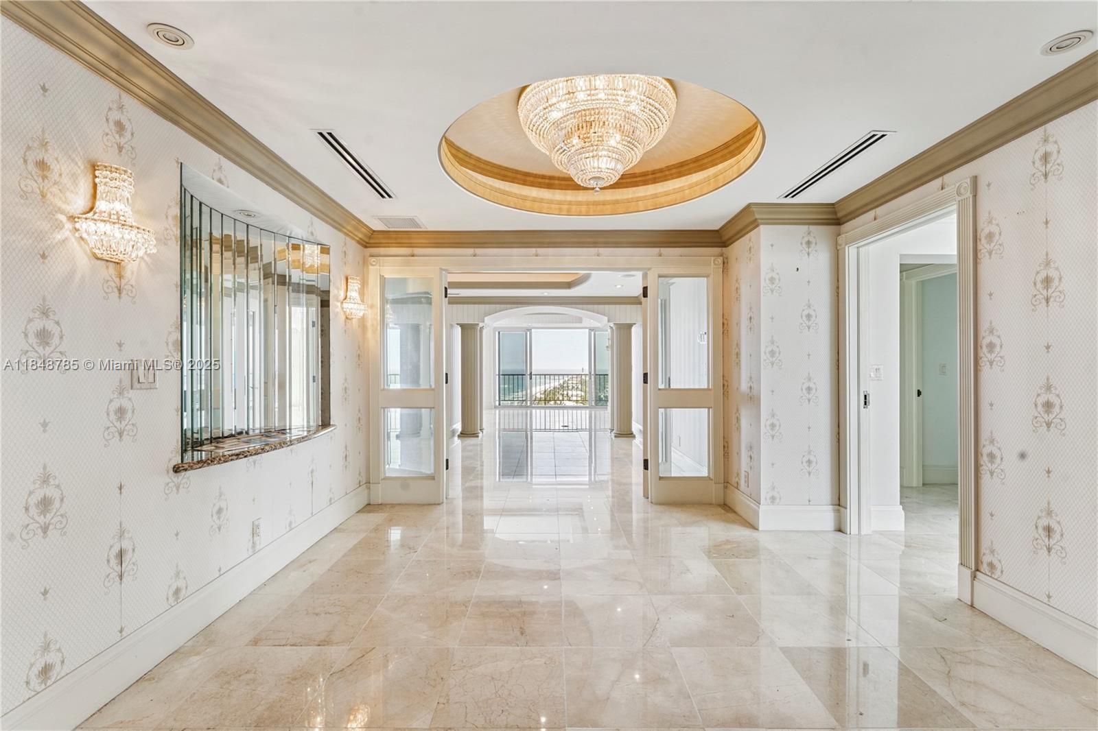 1021 Hillsboro Mile #RG, Hillsboro Beach, FL, 33062/$6,499,000 4 1021 Hillsboro Mile #RG