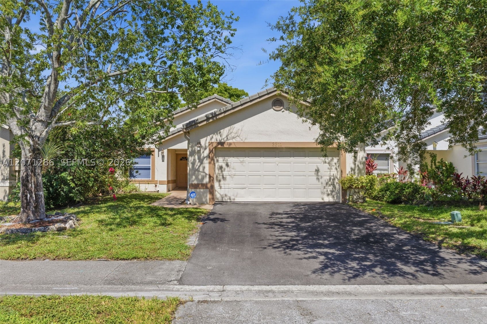 3211 NW 123 Ave, Coral Springs FL 33065