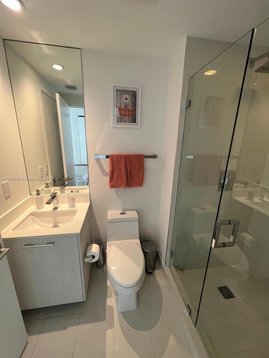 55 SW 9th St 3308