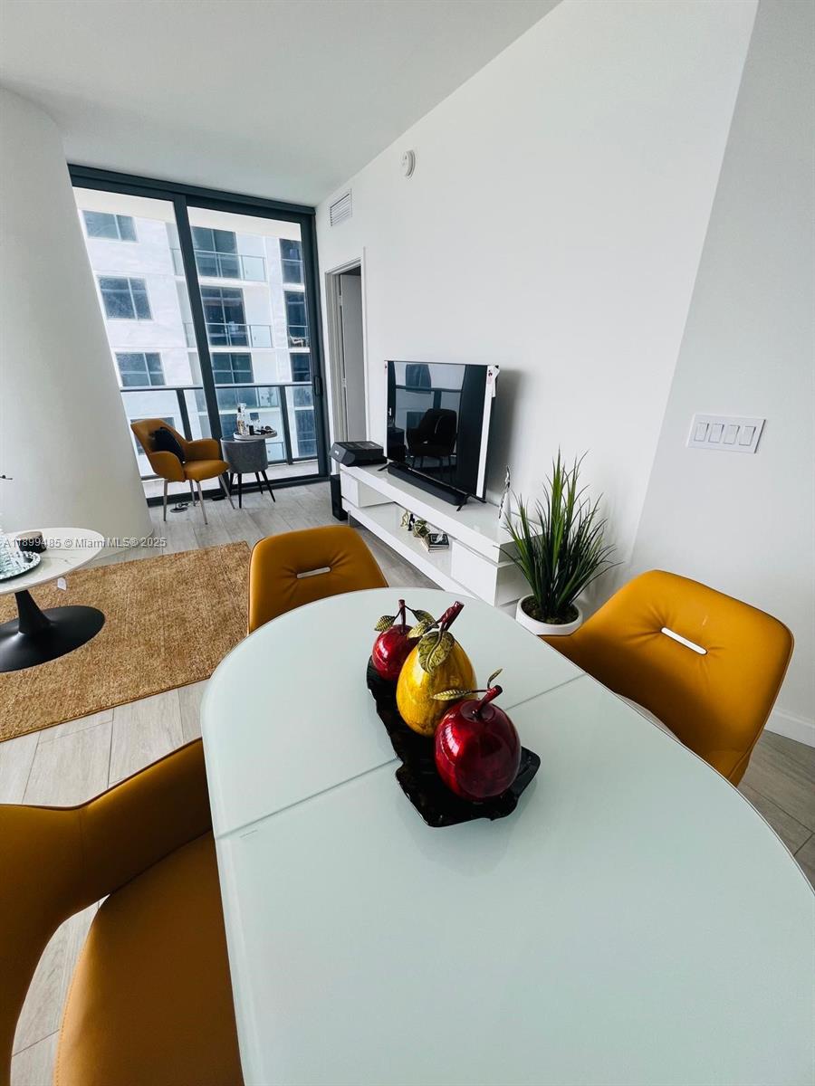 BRICKELL HEIGHTS WEST CON - Residential Lease