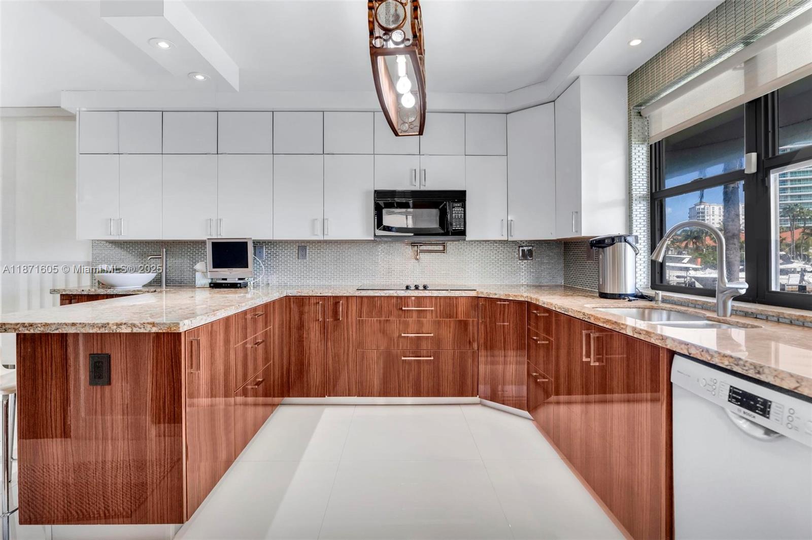 TURNBERRY ISLE NORTH - Residential