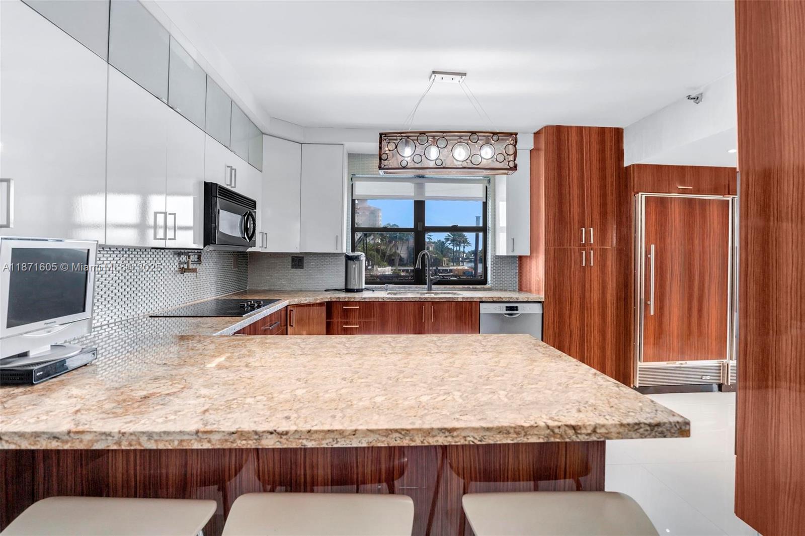 TURNBERRY ISLE NORTH - Residential