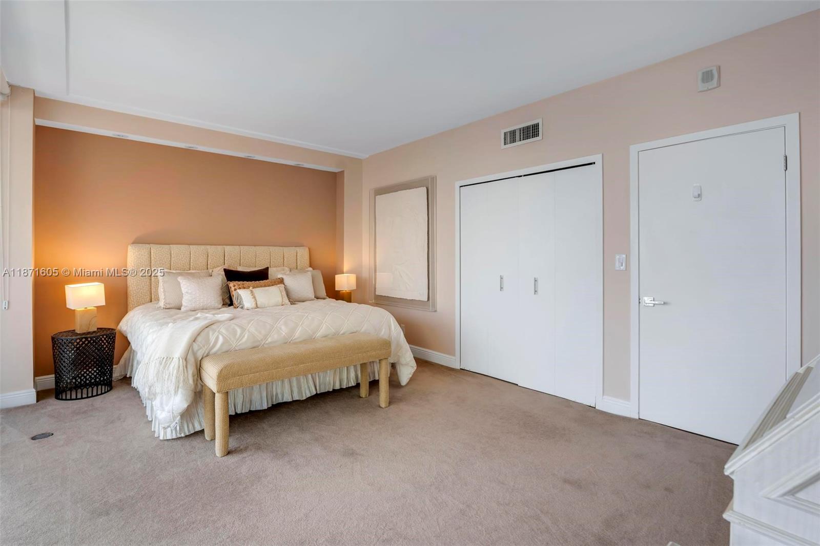 TURNBERRY ISLE NORTH - Residential