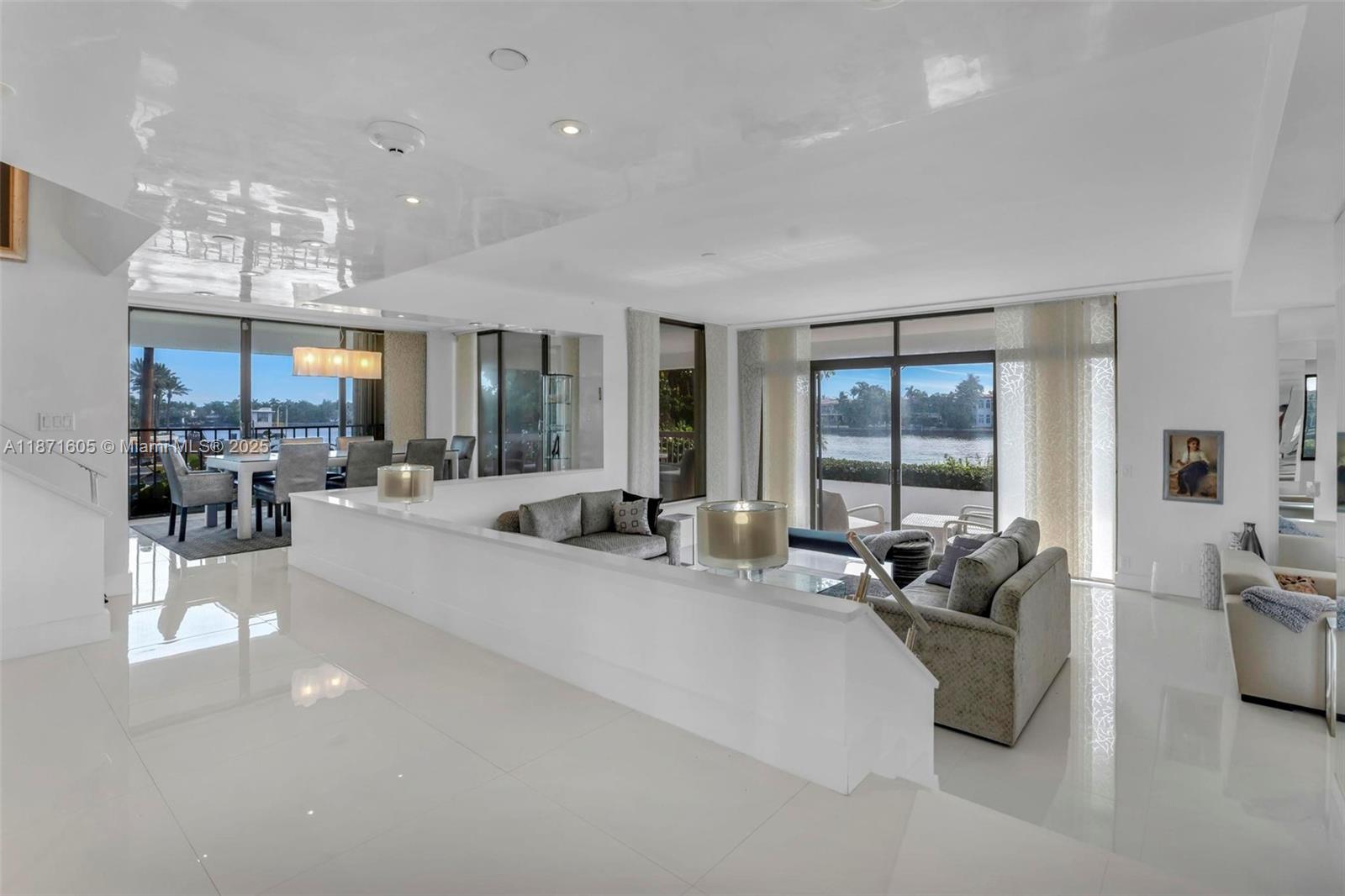 TURNBERRY ISLE NORTH - Residential