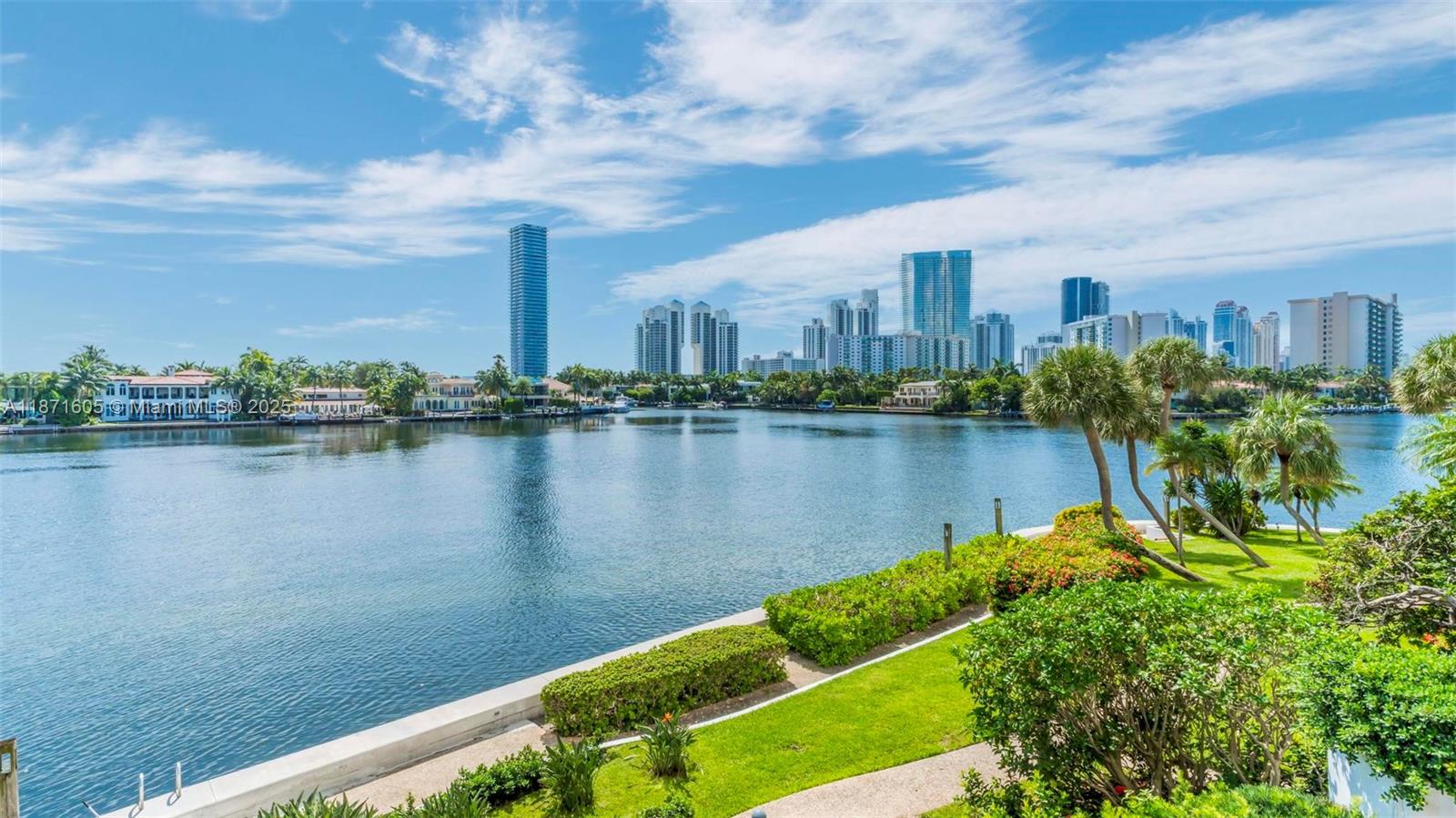 TURNBERRY ISLE NORTH - Residential