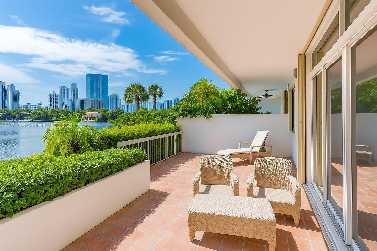 TURNBERRY ISLE NORTH - Residential