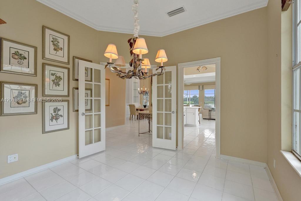 DOUBLE TREE - Residential