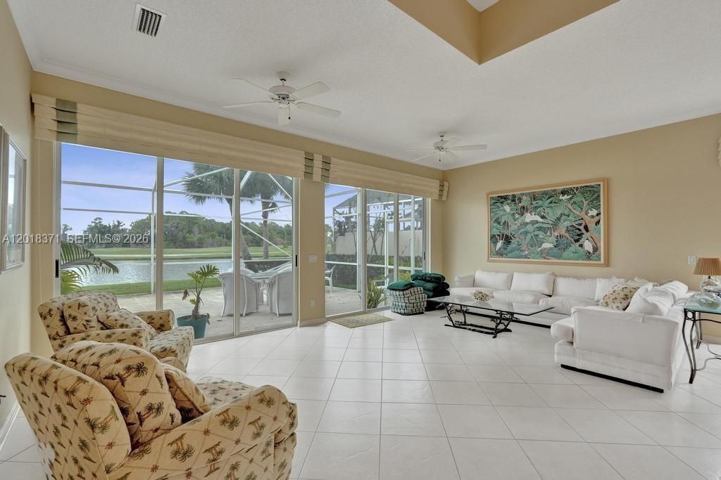 Photo of 7968 SE Double Tree Dr, Hobe Sound, FL 33455 (MLS # A12018371)