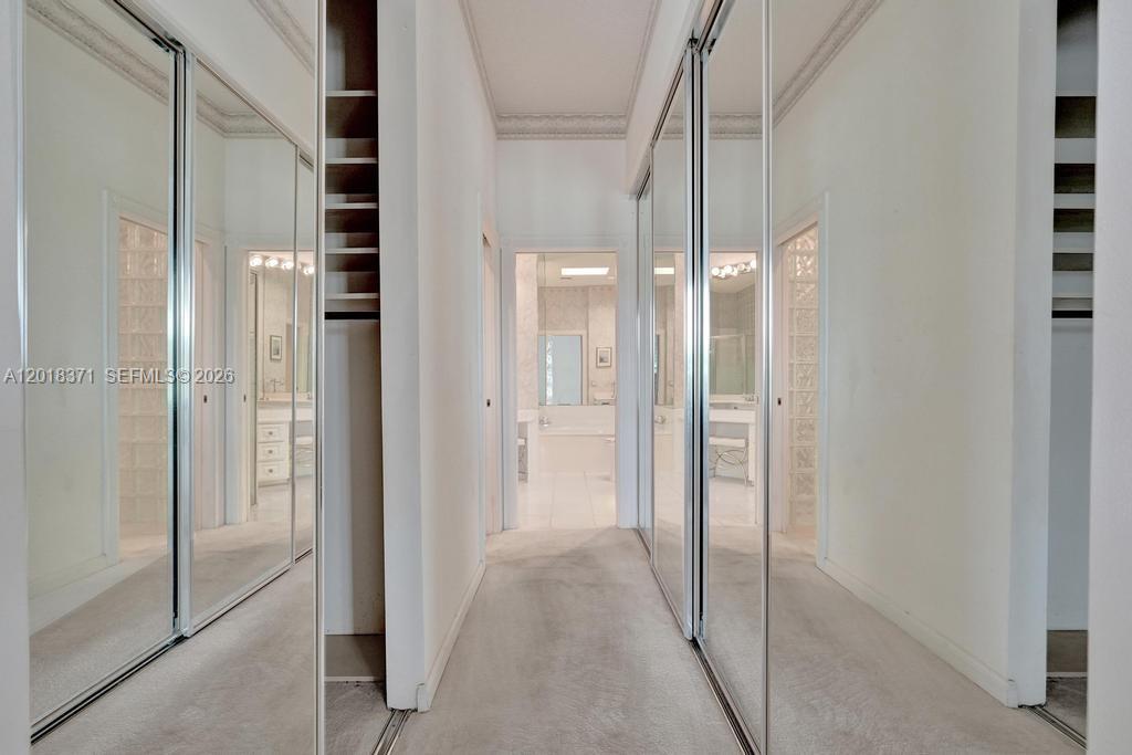 DOUBLE TREE - Residential