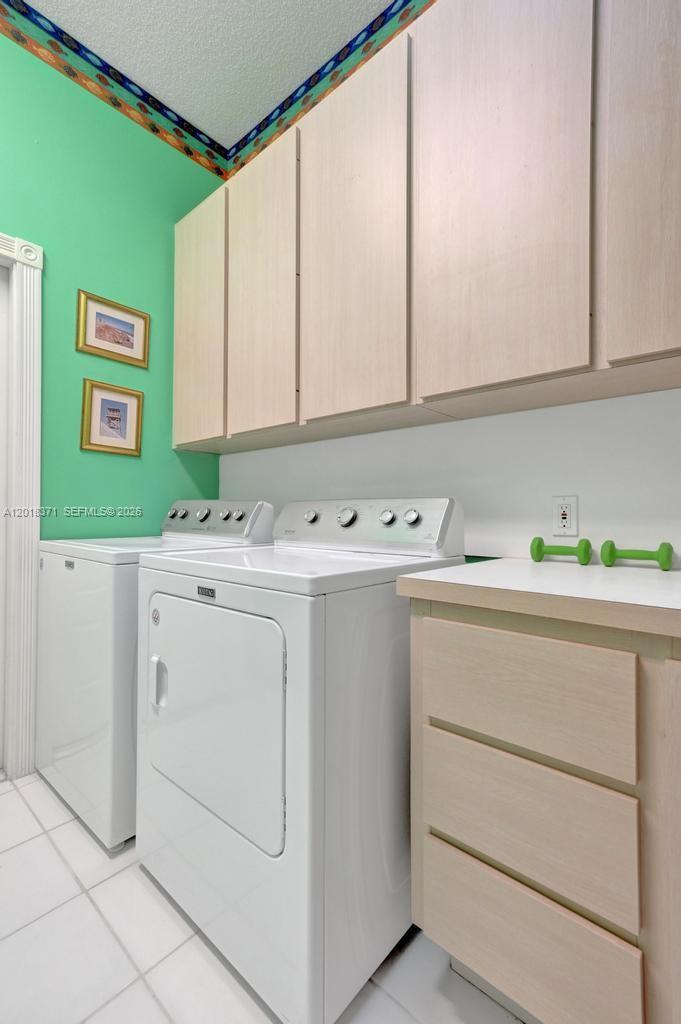 DOUBLE TREE - Residential