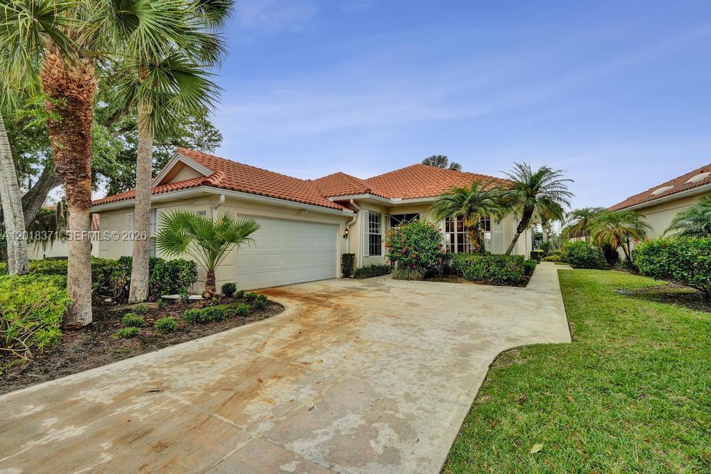 DOUBLE TREE - Residential