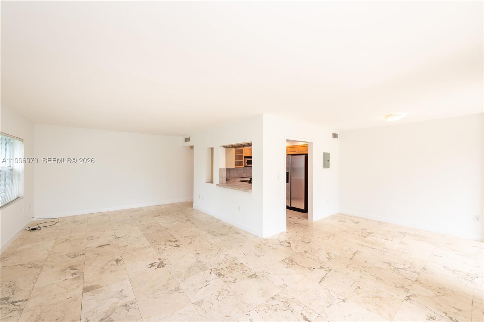 OCEAN DRIVE MANORS INC CO - Residential Lease