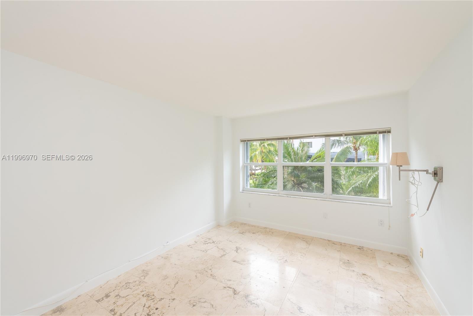 OCEAN DRIVE MANORS INC CO - Residential Lease