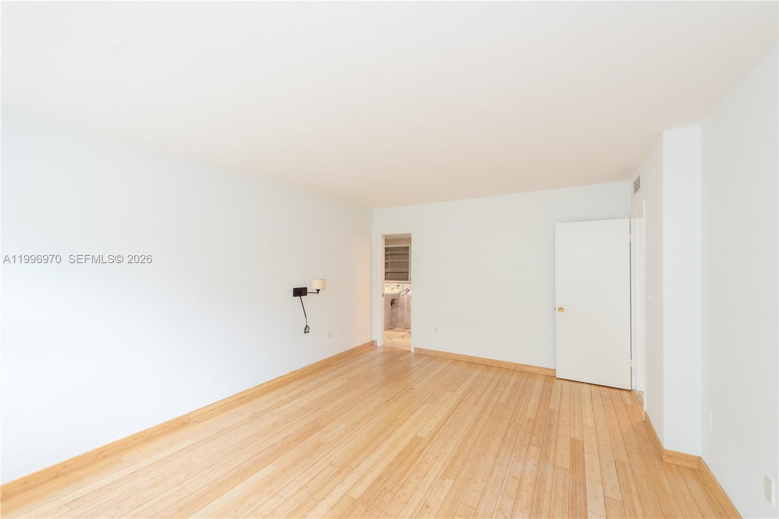 OCEAN DRIVE MANORS INC CO - Residential Lease