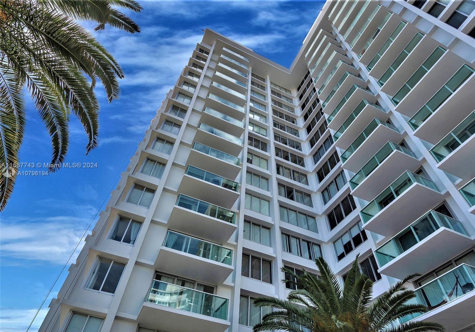 Property for Sale at 1000 West Ave 829, Miami Beach, Miami-Dade County, Florida - Bedrooms: 1 
Bathrooms: 2  - $634,900