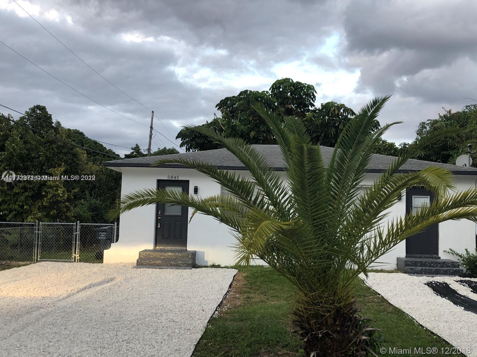 HOLLYWOOD ACRES - Residential Lease