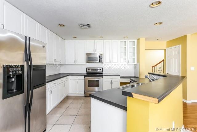 PEMBROKE FALLS PH 5 - Residential