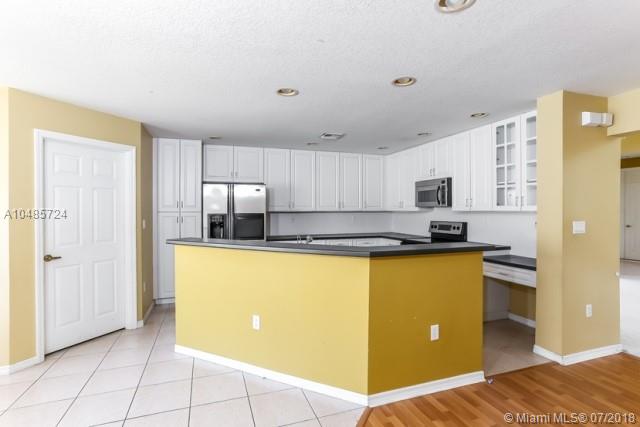 PEMBROKE FALLS PH 5 - Residential