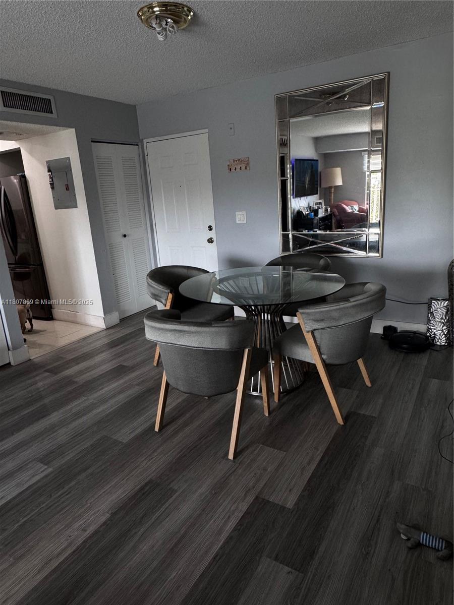 SAGA BAY GARDENS CONDO - Residential