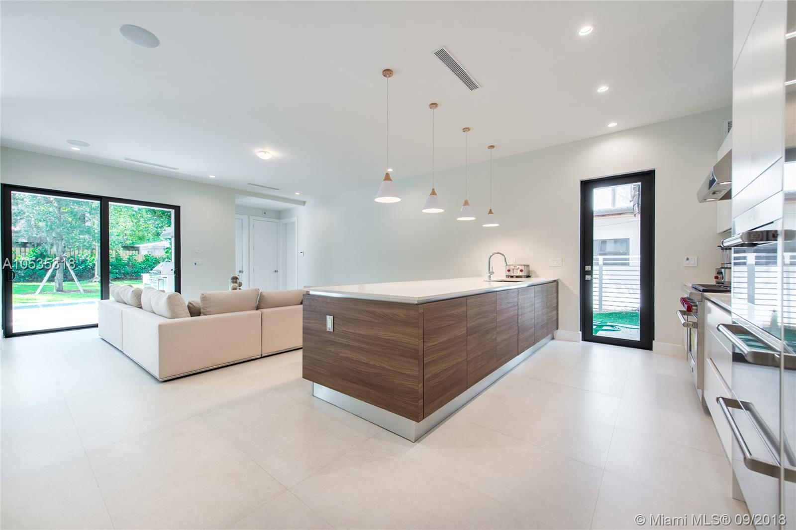 SUNSHINE FRUITS CO - Residential