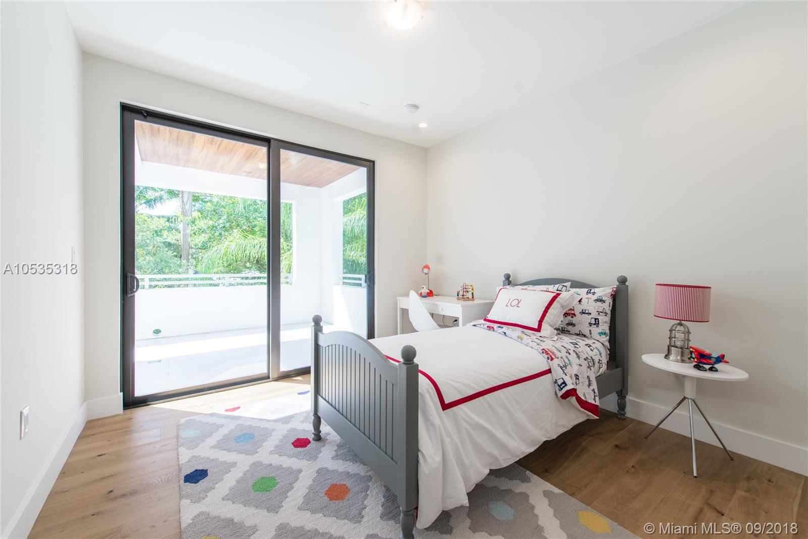 SUNSHINE FRUITS CO - Residential