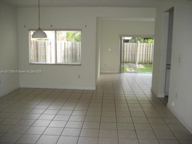 TWIN LAKE SHORES CENTRAL - Residential Lease