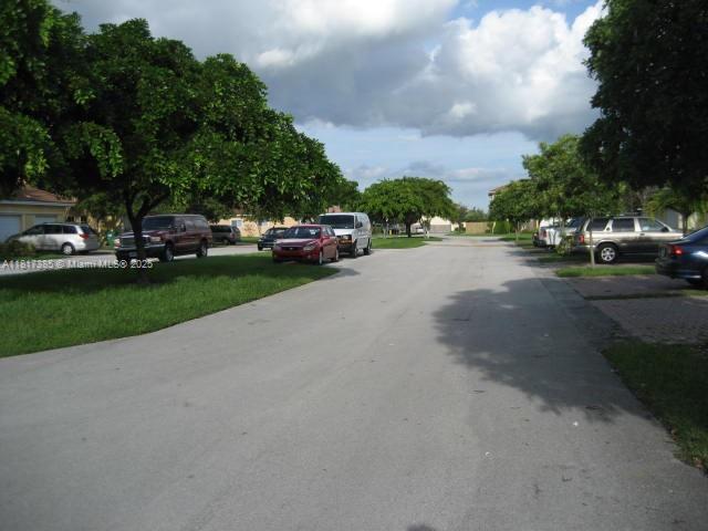 TWIN LAKE SHORES CENTRAL - Residential Lease