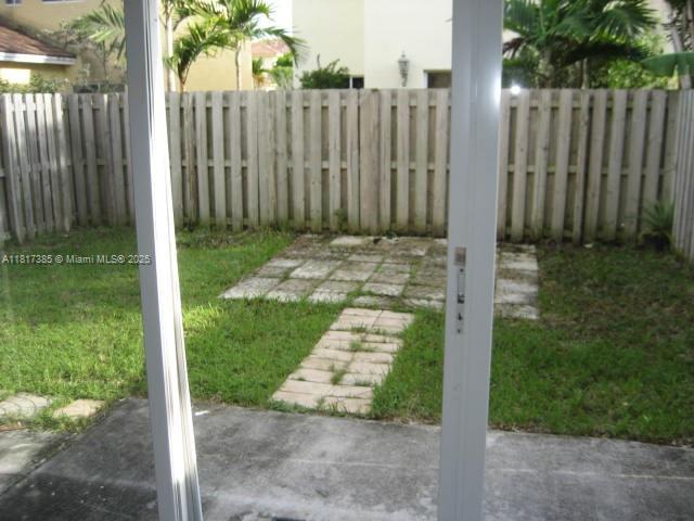 TWIN LAKE SHORES CENTRAL - Residential Lease