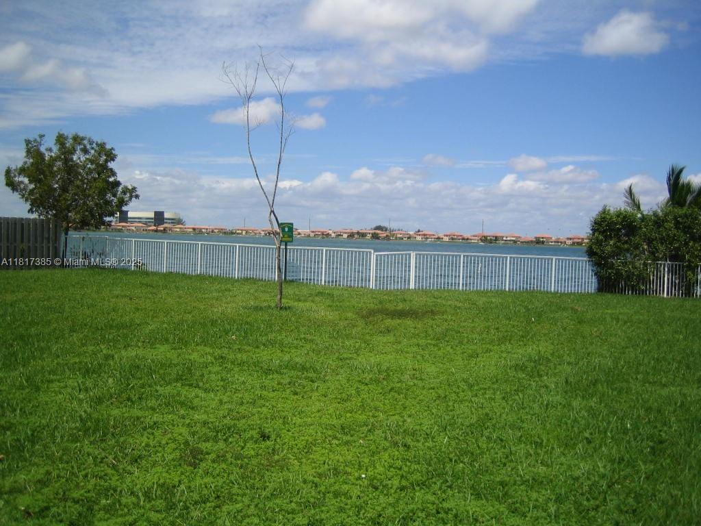 TWIN LAKE SHORES CENTRAL - Residential Lease