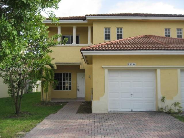 13234 Sw 142 Te, Miami, Broward County, Florida - 3 Bedrooms  
3 Bathrooms - 