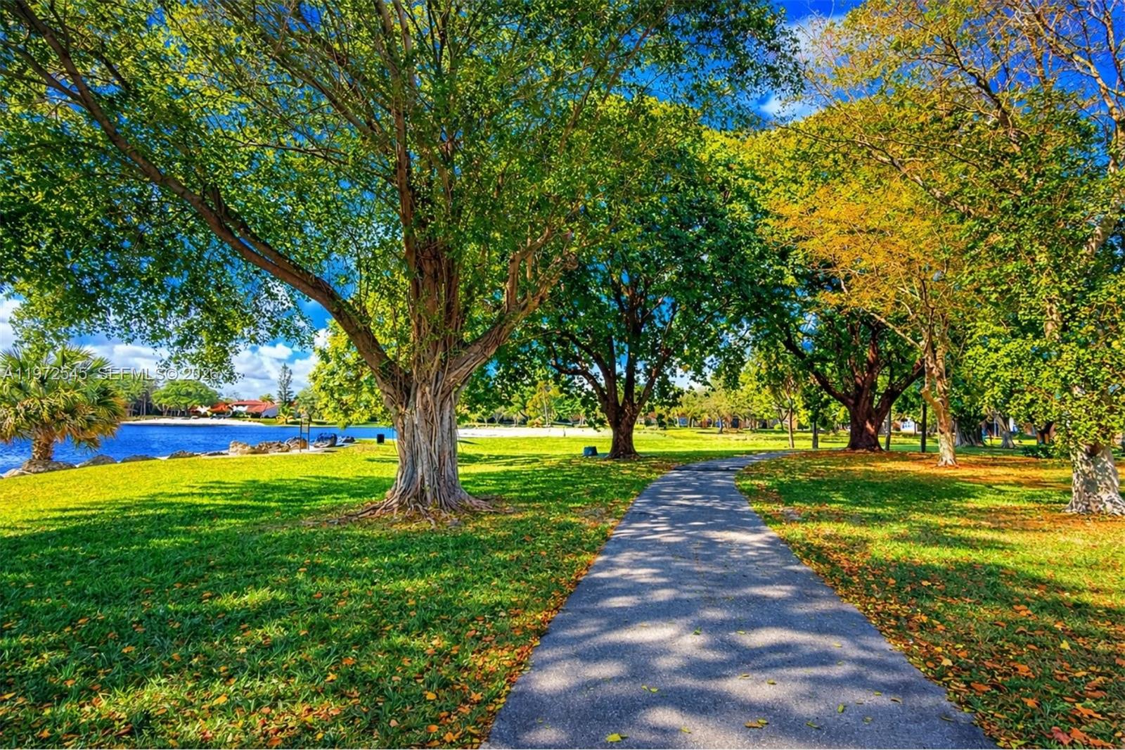 HAMMOCKS TRAILS CONDO - Residential